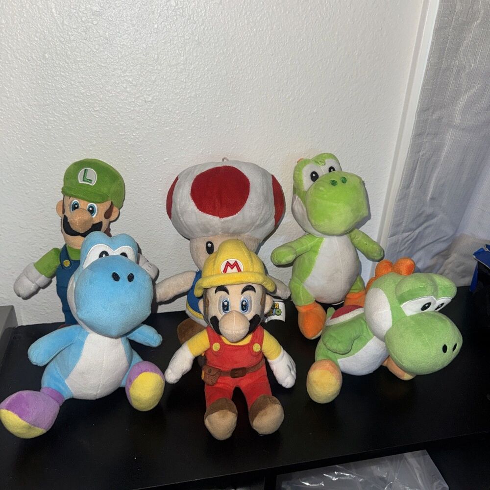 Lot of 6 Super Mario Plush Stuffed Toys Toad Yoshi Mario Luigi